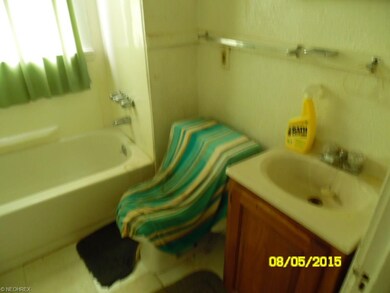 1760 Noble Rd, Cleveland, OH 44112 - photo 5