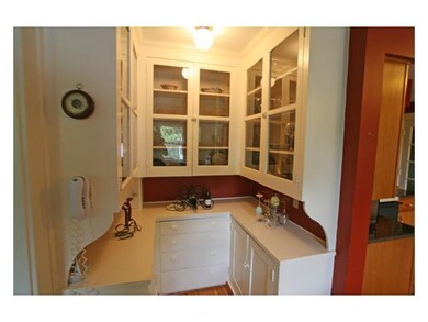 Kitchen Butlers Pantry