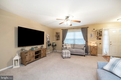 30 Red Tail Ct unit 30, Royersford, PA 19468 - photo 3