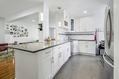 601 Kappock St unit 3-C, Bronx, NY 10463 - photo 6