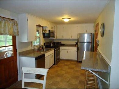 349 Circle Dr, West Springfield, MA 01089 - photo 6