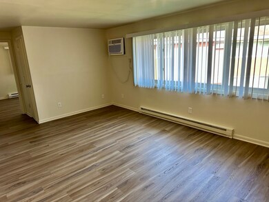 1735 E Duane Blvd unit 4, Kankakee, IL 60901 - photo 2