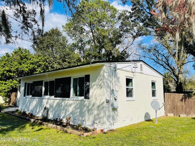 1937 Ryar Rd, Jacksonville, FL 32216 - photo 5