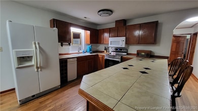 1790 Rozier Church Rd, Lumberton, NC 28360 - photo 4