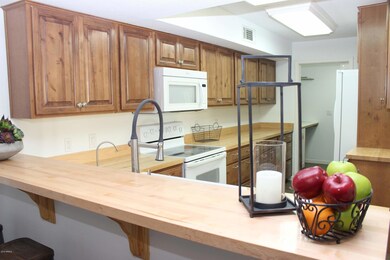 Kitchen (2)