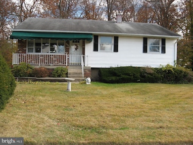 16 Parkwind Ct, Parkville, MD 21234 - photo 2