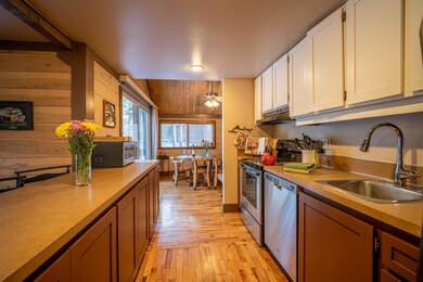 17870 Shooting Star Ct, Sunriver, OR 97707 - photo 5