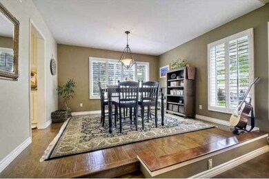 Elevated, Elegant Dining Room .... Ugpraded, Custo