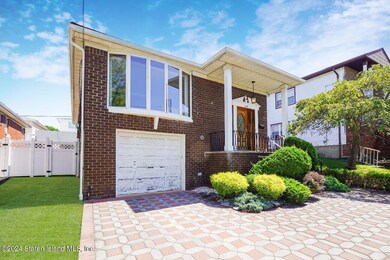 275 THOMAS STREET