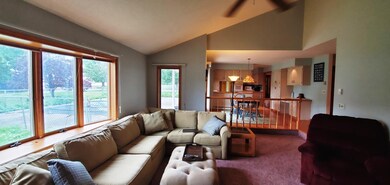 316 W Ann St, Milford, PA 18337 - photo 6