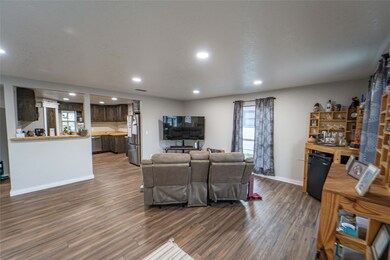 801 W Wheeler St, Breckenridge, TX 76424 - photo 7