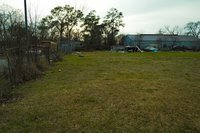 2416 E Crosstimbers St, Houston, TX 77093 - photo 2