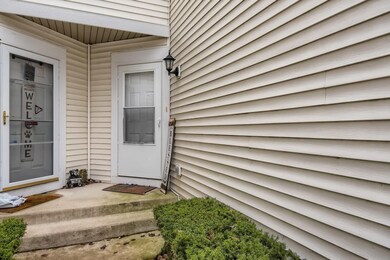 24042 Walnut Cir unit 181305, Plainfield, IL 60585 - photo 3