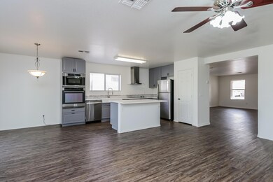 8526 E Meseto Ave, Mesa, AZ 85209 - photo 4