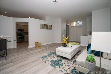 4371 Laurel Ridge Cir, Weston, FL 33331 - photo 4