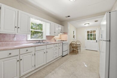 2518 Pine Lake Place, Tucker, GA 30084 - photo 7