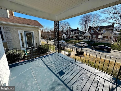 143 W Albemarle Ave, Lansdowne, PA 19050 - photo 5