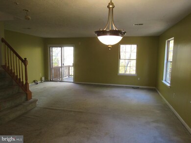 7248 Mahogany Dr, Hyattsville, MD 20785 - photo 7