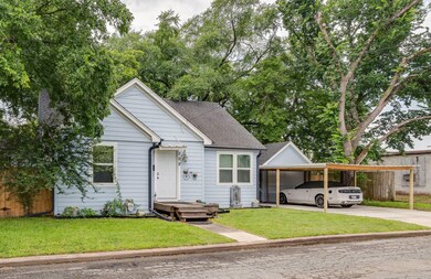 208 E 7th St, Bonham, TX 75418 - photo 3