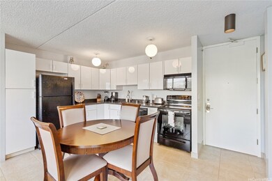 201 Ohua Ave unit 1409-T2 (Mauka), Honolulu, HI 96815 - photo 2