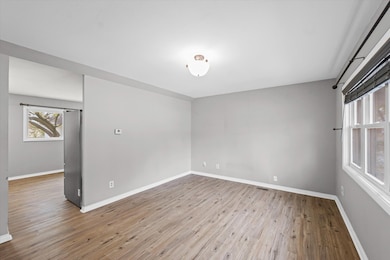 702 S Scottswood Dr, Urbana, IL 61802 - photo 5