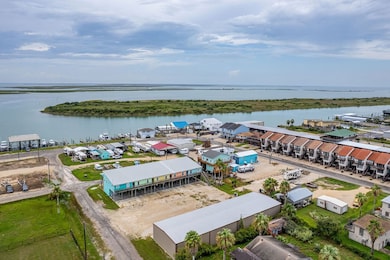 1402 Commerce unit 2, Port O'Connor, TX 77982 - photo 3