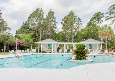 Resort-style Pool & Cabana