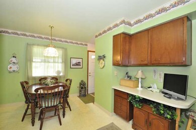 2633 N Evergreen Ave, Waukegan, IL 60087 - photo 4