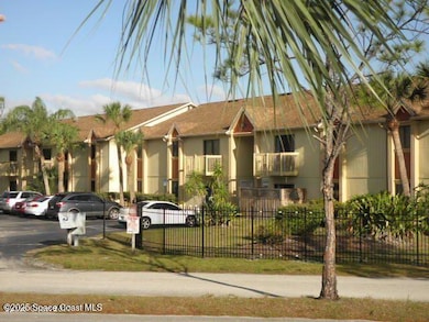 2101 Forest Knoll Dr NE unit 1-101, Palm Bay, FL 32905 - photo 3