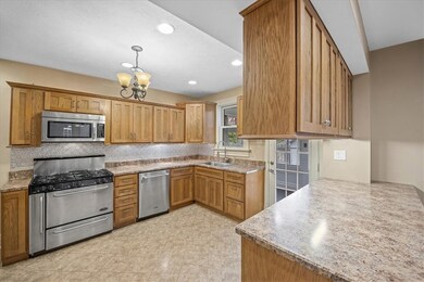 428 4th Ave, New Kensington, PA 15068 - photo 6