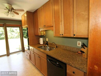 7122 Autumn Leaf Ln, Frederick, MD 21702 - photo 4