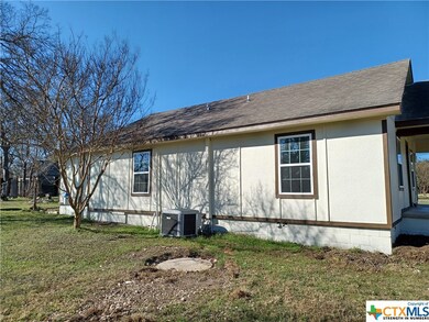 209 Aspen St, Bruceville, TX 76630 - photo 2