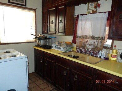 729 N 10th St, El Centro, CA 92243 - photo 3