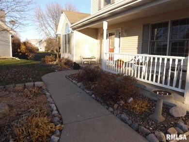 4101 Regency Ct, Davenport, IA 52806 - photo 2