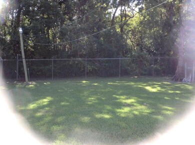 7012 Apache St, Houston, TX 77028 - photo 3