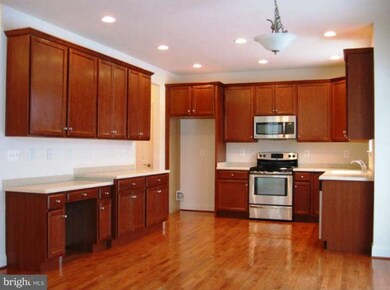 221 Matfield Ct, Carvel Beach, MD 21226 - photo 7