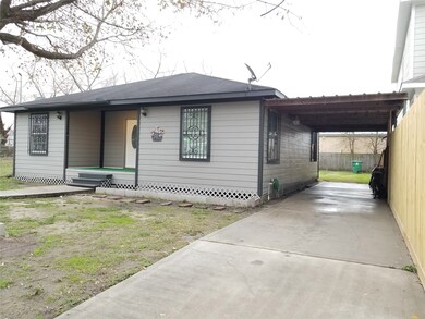 7029 Eastwood St, Houston, TX 77021 - photo 2