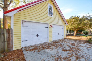 728 E Broad St, Statesville, NC 28677 - photo 4