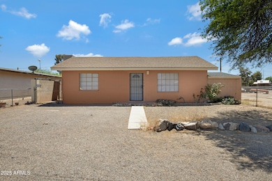 509 W 10th St-1