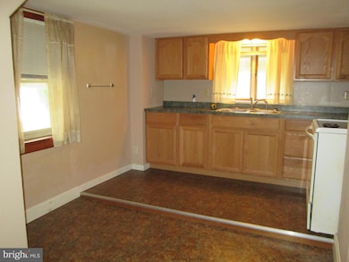 1422 Walnut Bottom Rd, Carlisle, PA 17015 - photo 2