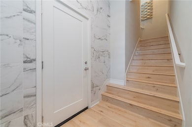 421 Transport, Tustin, CA 92782 - photo 4