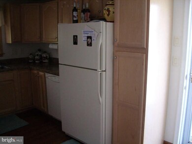 100 Broadview Blvd N, Glen Burnie, MD 21061 - photo 7