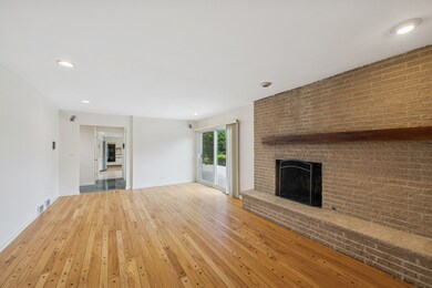 2175 Kipling Ln, Highland Park, IL 60035 - photo 5