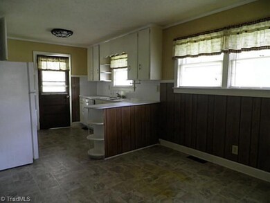 932 Neely Rd, Asheboro, NC 27205 - photo 4