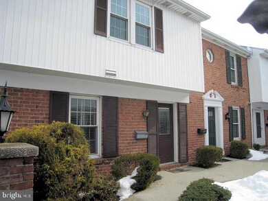 471 W Caracas Ave, Hershey, PA 17033 - photo 3