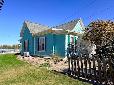 400 E Main St, Perry, MO 63462 - photo 4