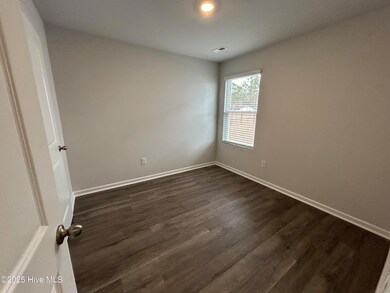 4846 Abbington Oaks Way, Boiling Spring Lakes, NC 28461 - photo 7