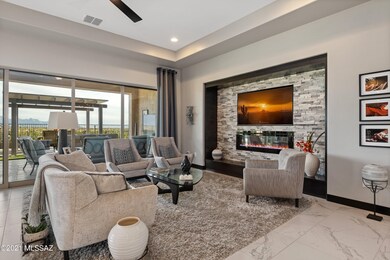 08-Living Room