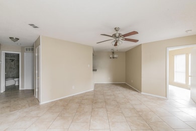 *Photos from 1614 Pecan Chase Unit 49. This is for