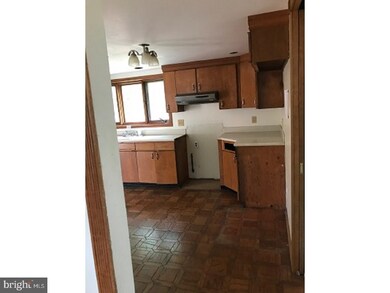 1710 Magnolia Ave, Williamstown, NJ 08094 - photo 4